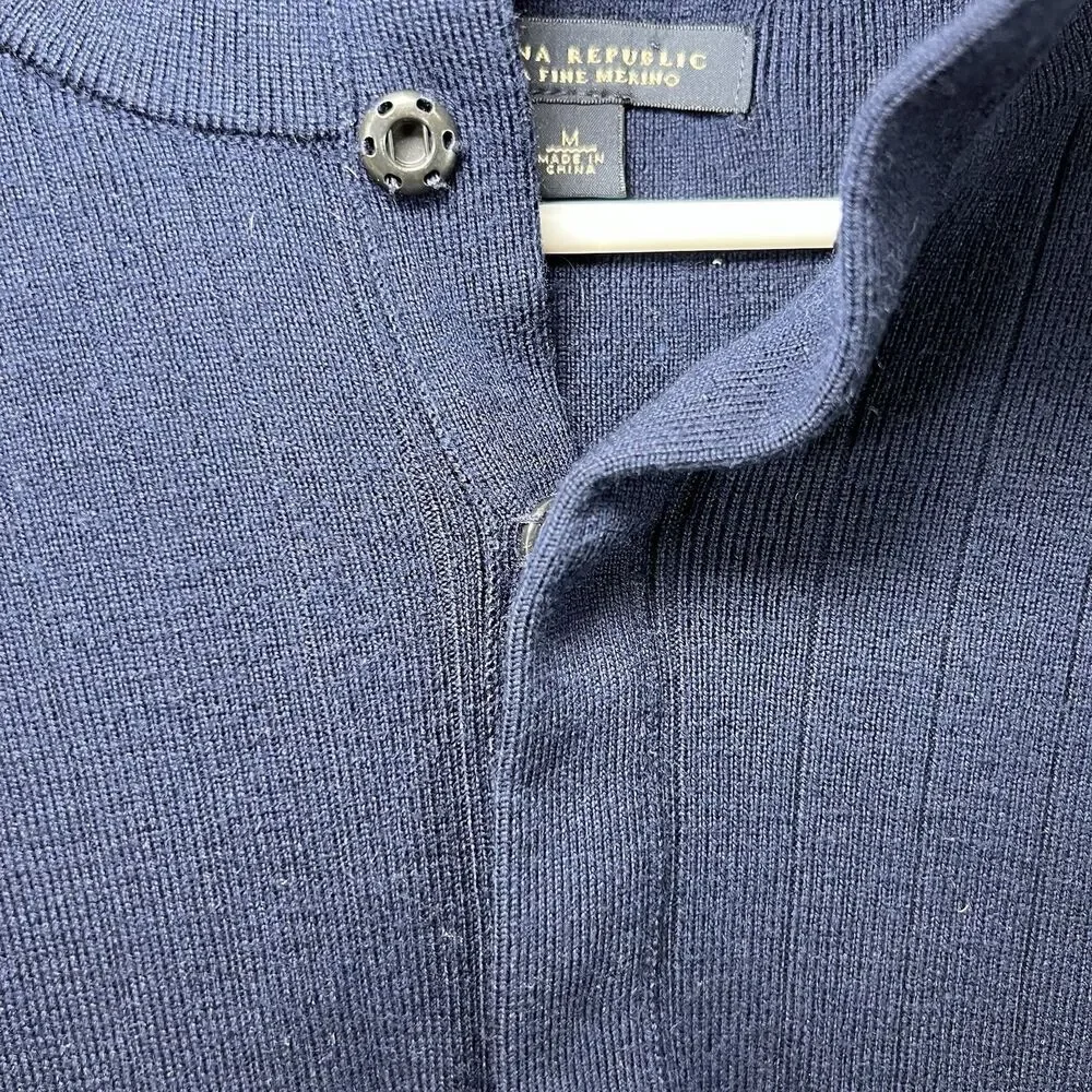 Banana Republic Extra Fine Merino Wool Sweater Mens Medium Navy 1/4 Snap Mock